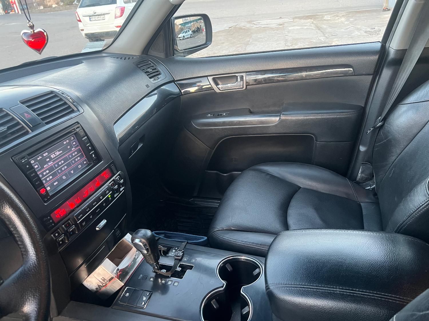 کیا موهاوی فول v8 - 2011