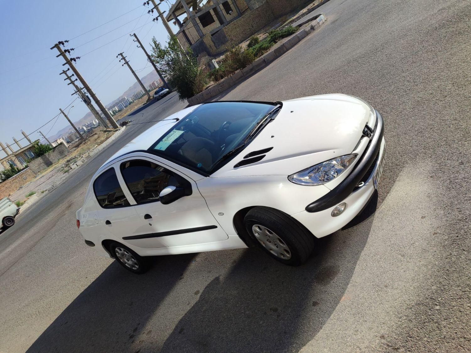 خودرو پژو، ۲۰۶ صندوق دار آگهی ann_19582359
