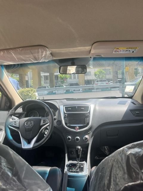 جک J4 اتوماتیک ساده - 1404