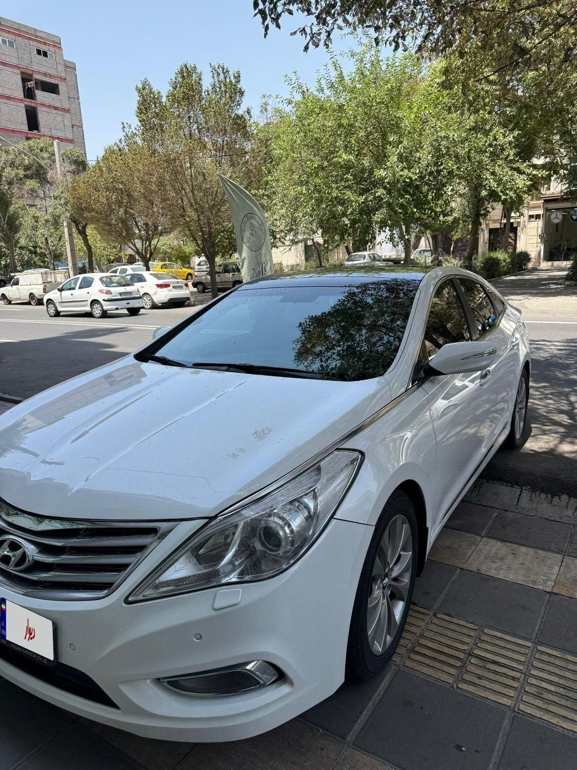 هیوندای آزرا (گرنجور) 3000cc - 2012