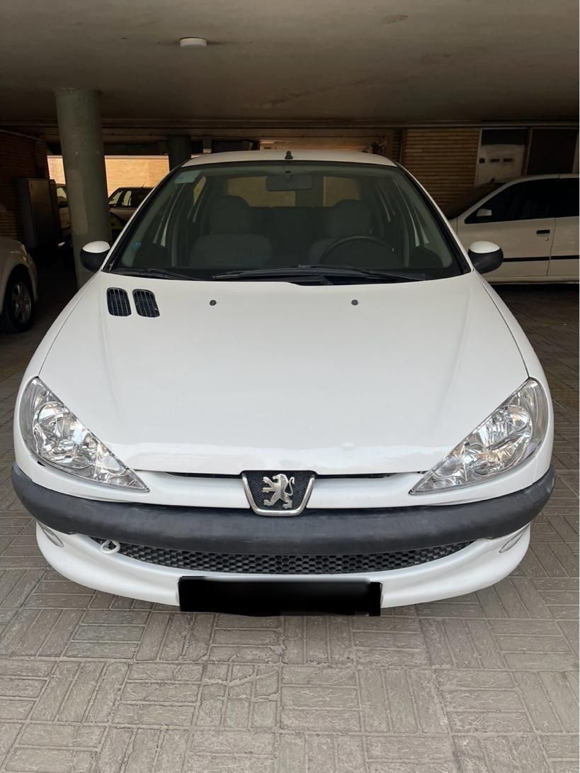 پژو ۲۰۶ صندوق دار v8 - 1396