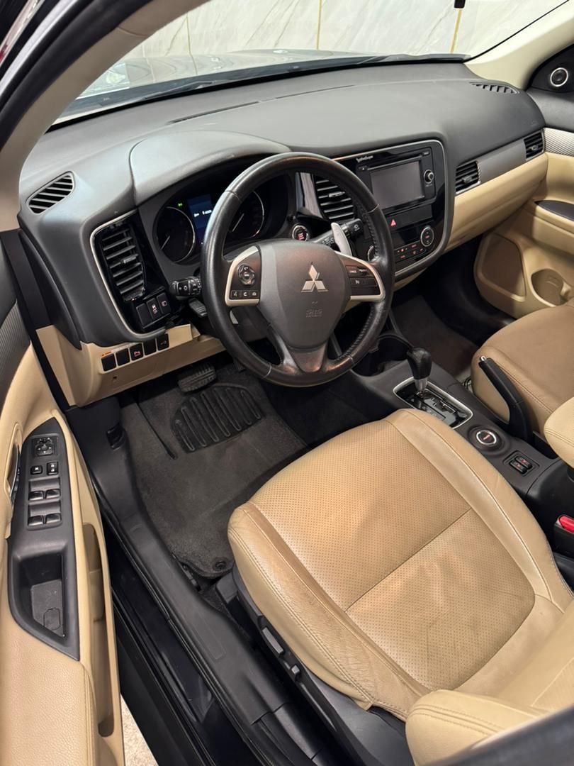 میتسوبیشی اوتلندر PHEV PHEV - 2015