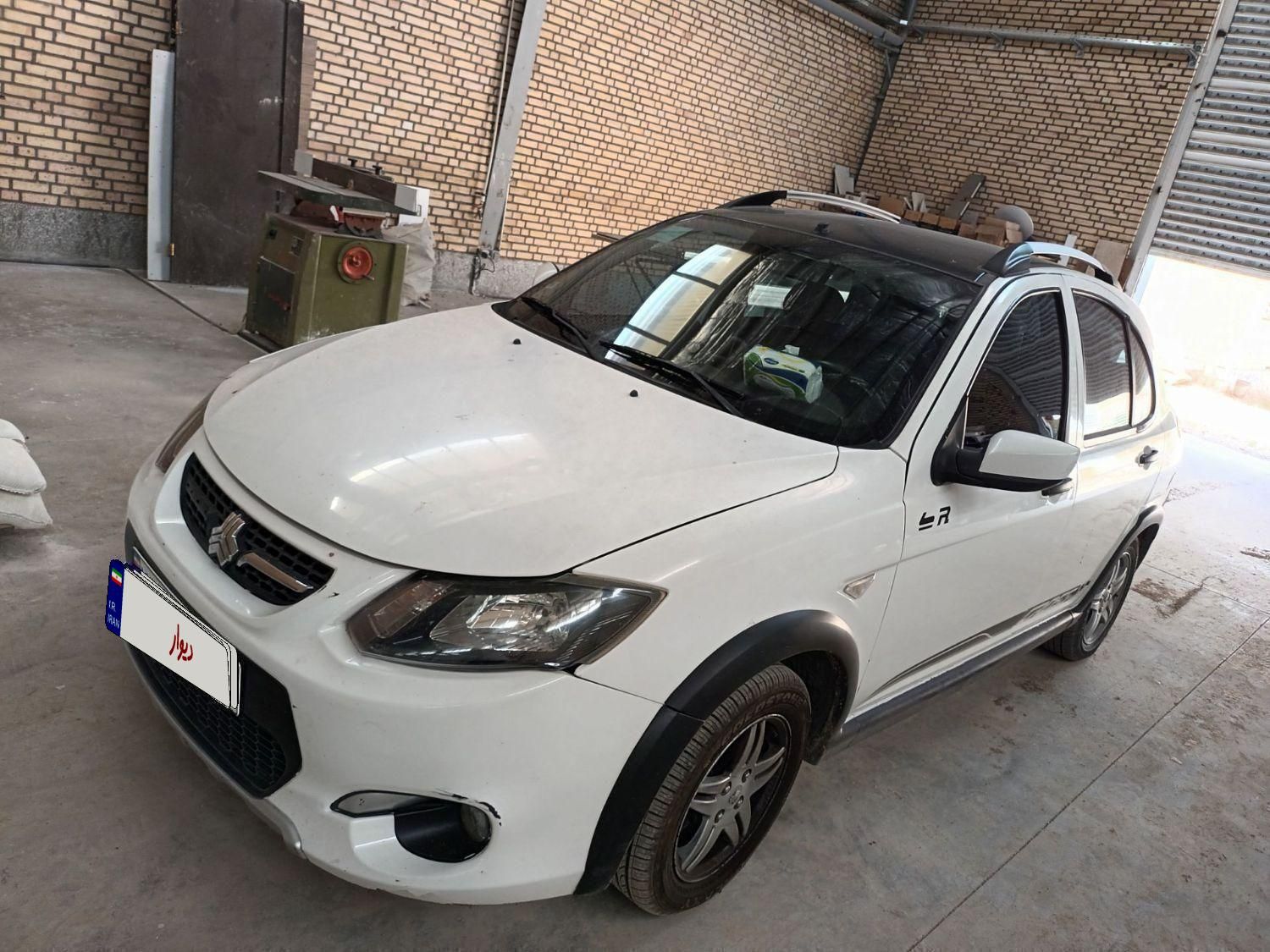 خودرو کوییک، R آگهی ann_19582816