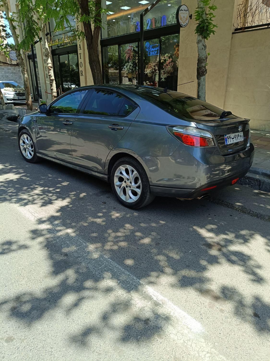ام جی 6 لیفت بک GT فیس قدیم - 2012