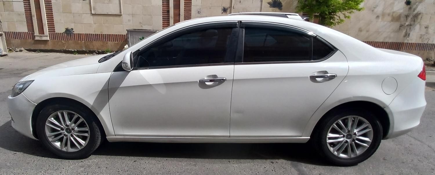 جک J5 اتوماتیک - 1396