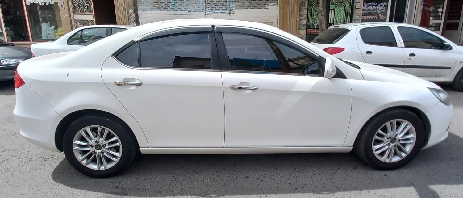 جک J5 اتوماتیک - 1396