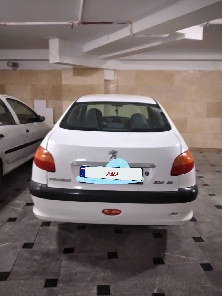 پژو ۲۰۶ صندوق دار v8 - 1390