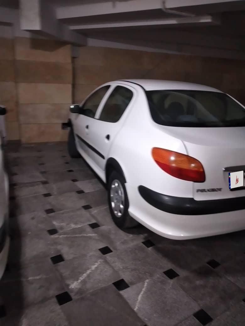 پژو ۲۰۶ صندوق دار v8 - 1390