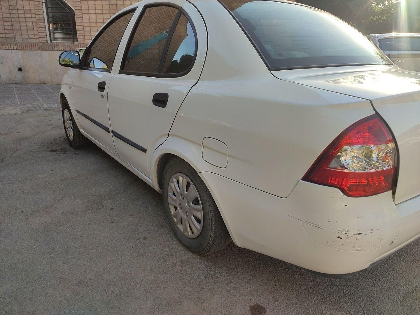 تیبا صندوق دار SX - 1401