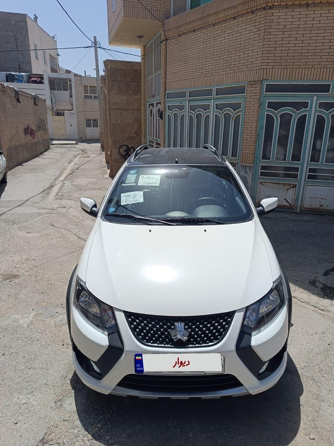 خودرو کوییک، R آگهی ann_19583078