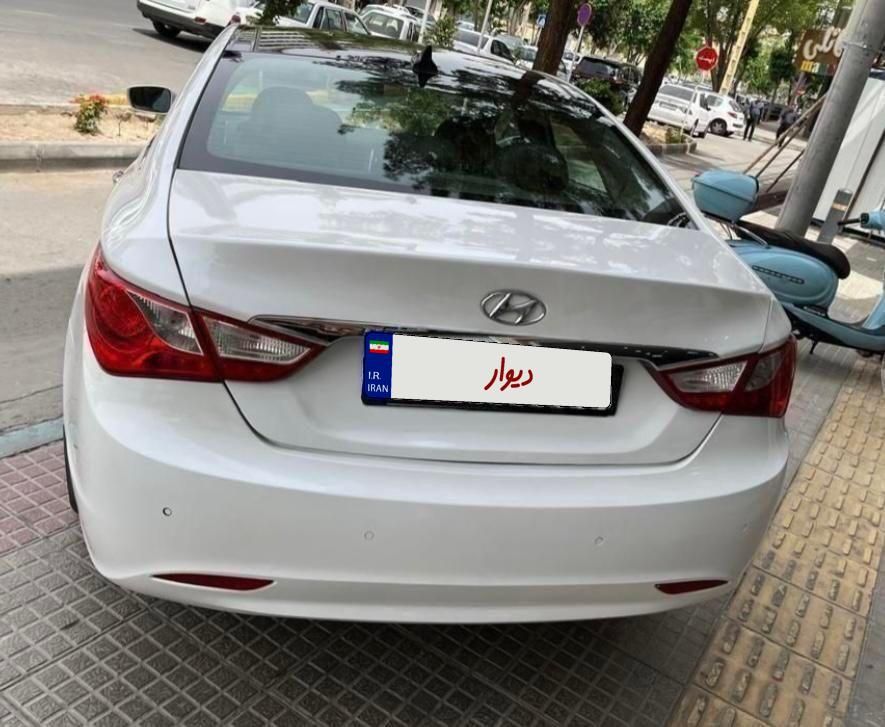 هیوندای سوناتا فول YF - 2011