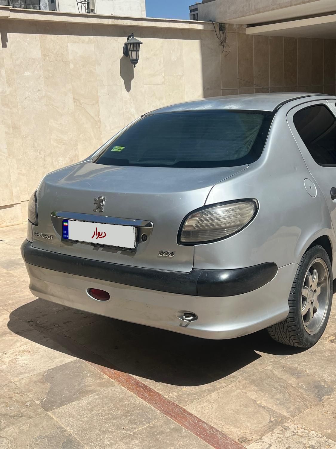 پژو ۲۰۶ صندوق دار v8 - 1385