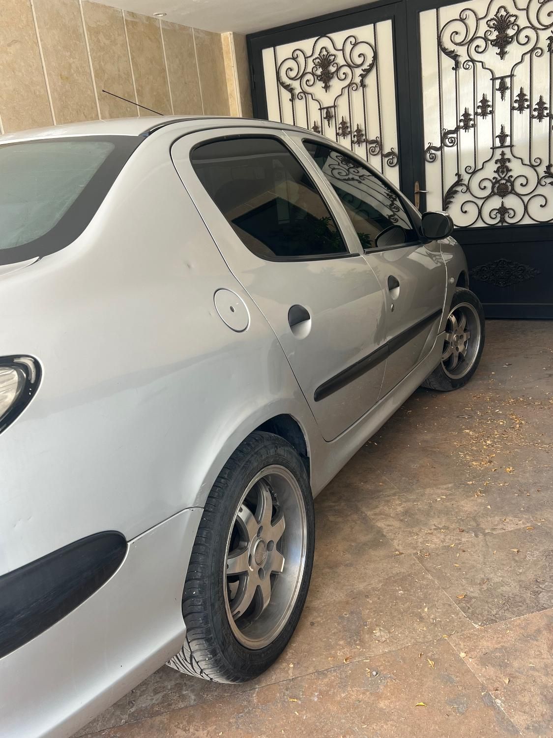 پژو ۲۰۶ صندوق دار v8 - 1385