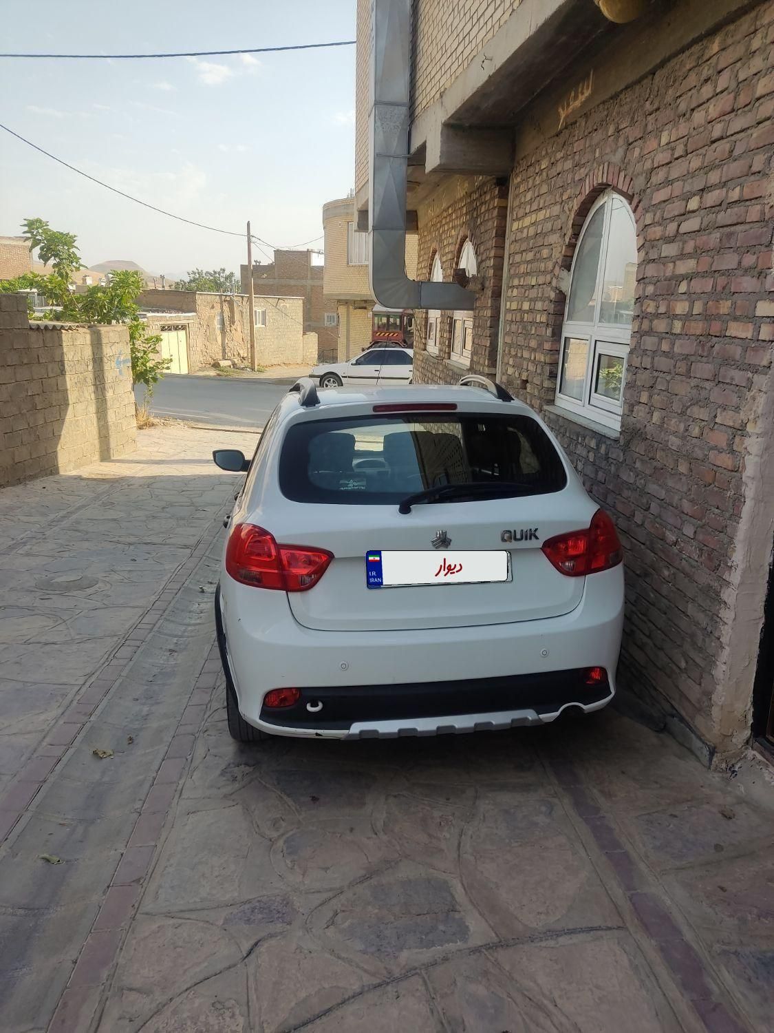 خودرو کوییک، معمولی آگهی ann_19583375