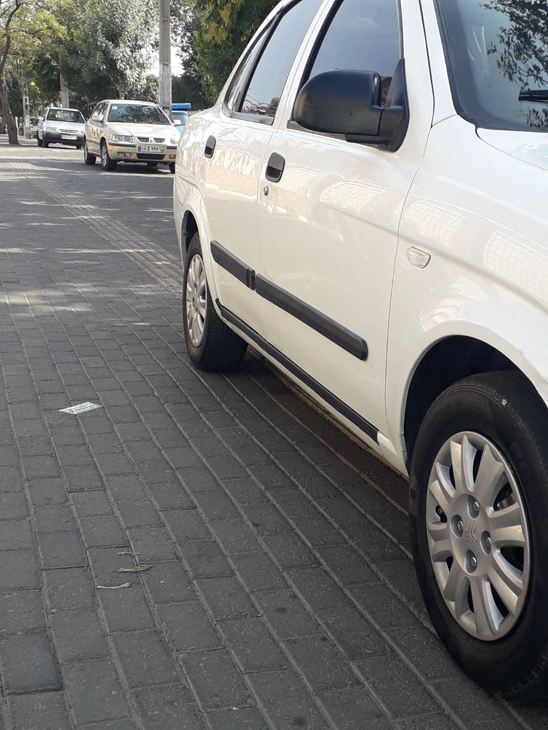 تیبا صندوق دار SX - 1394