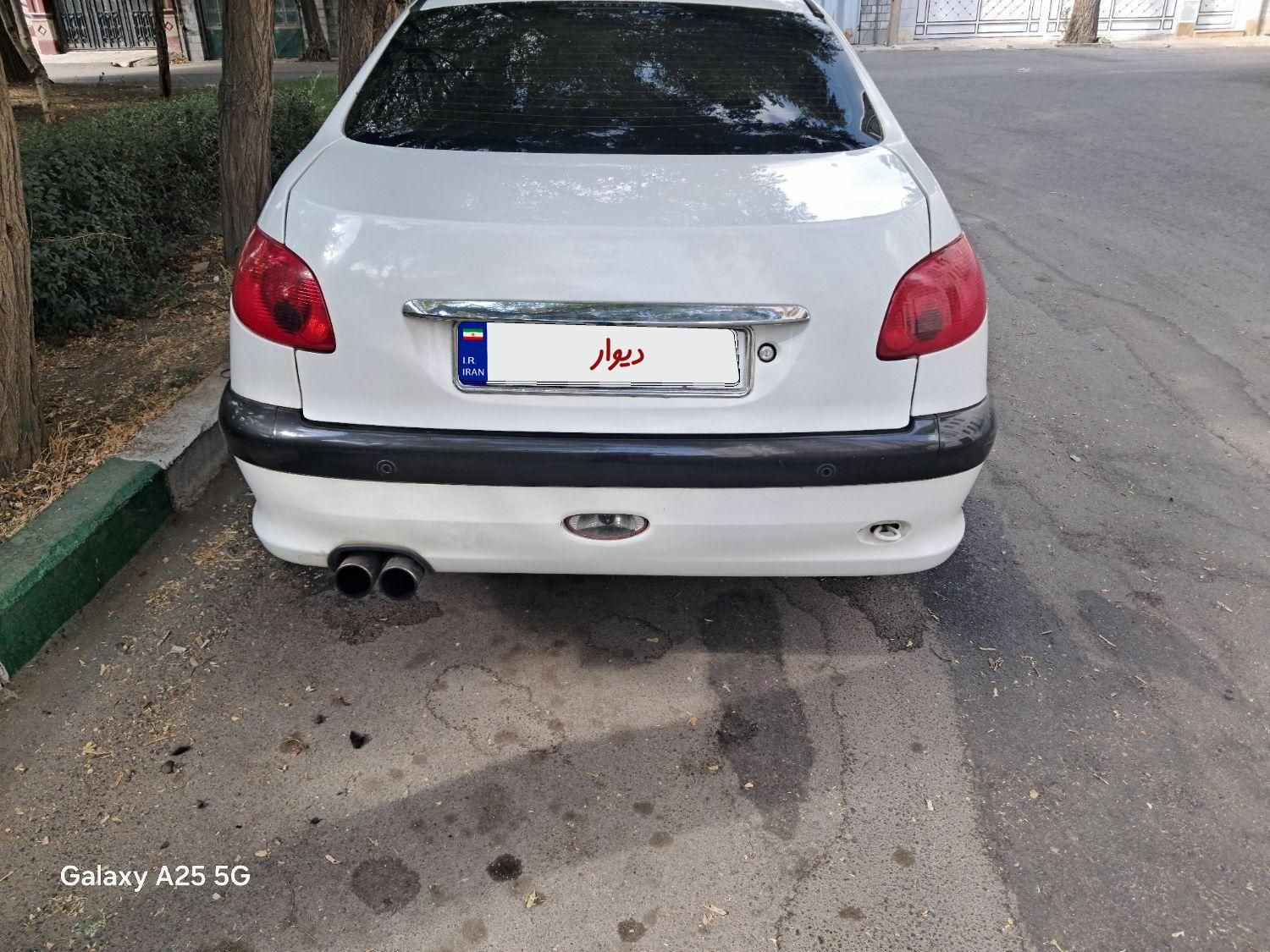 پژو ۲۰۶ صندوق دار v8 - 1393