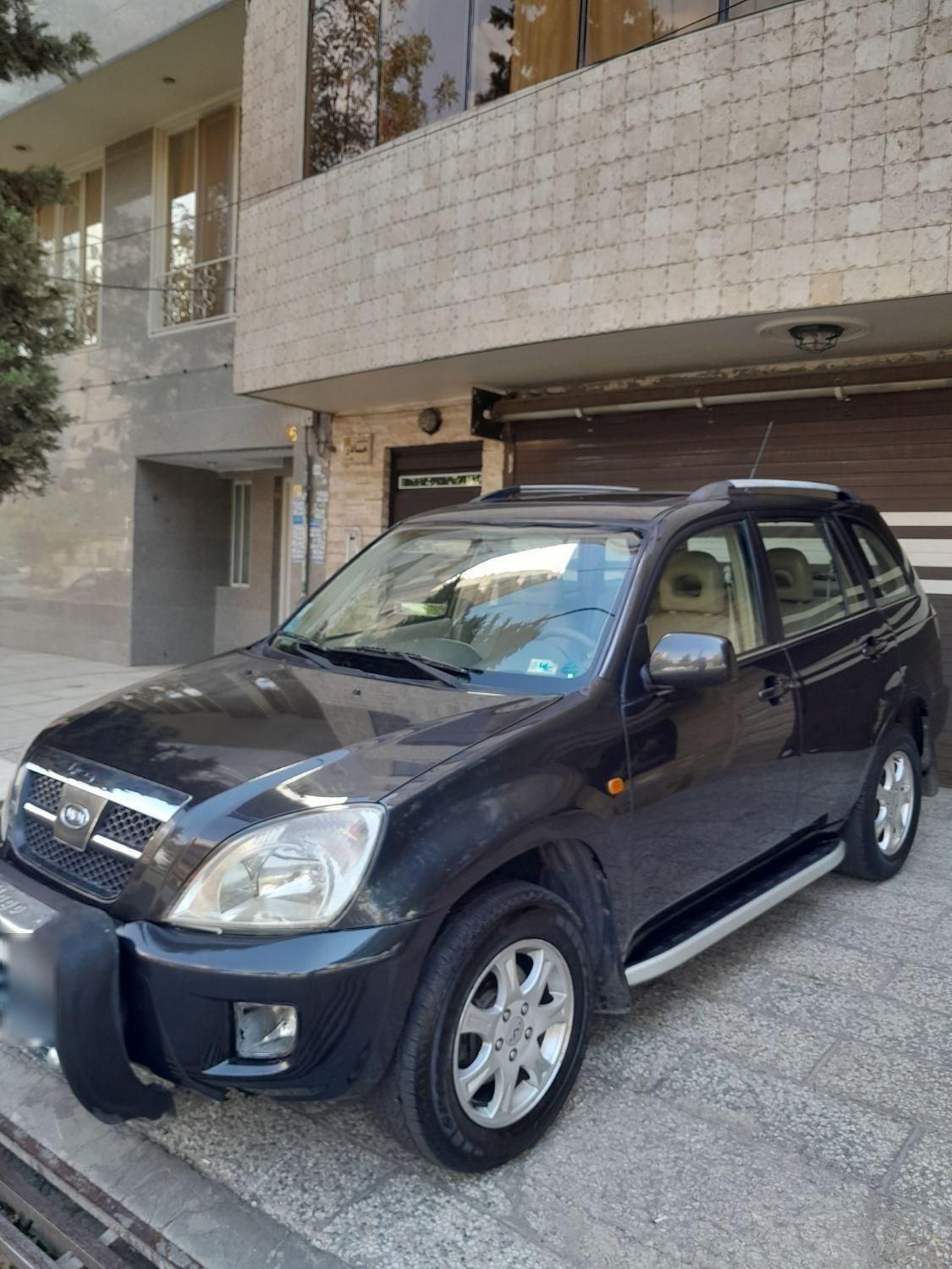 ام وی ام X33 دنده‌ای ساده - 1390