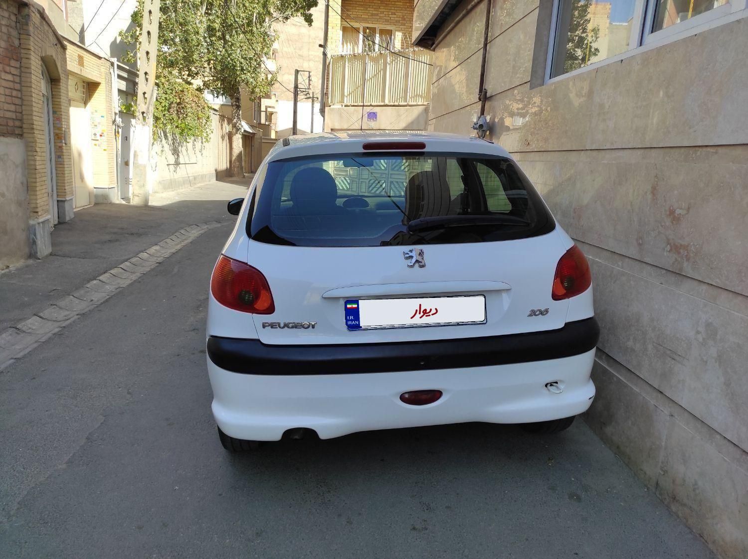 پژو 206 تیپ 3 - 1390