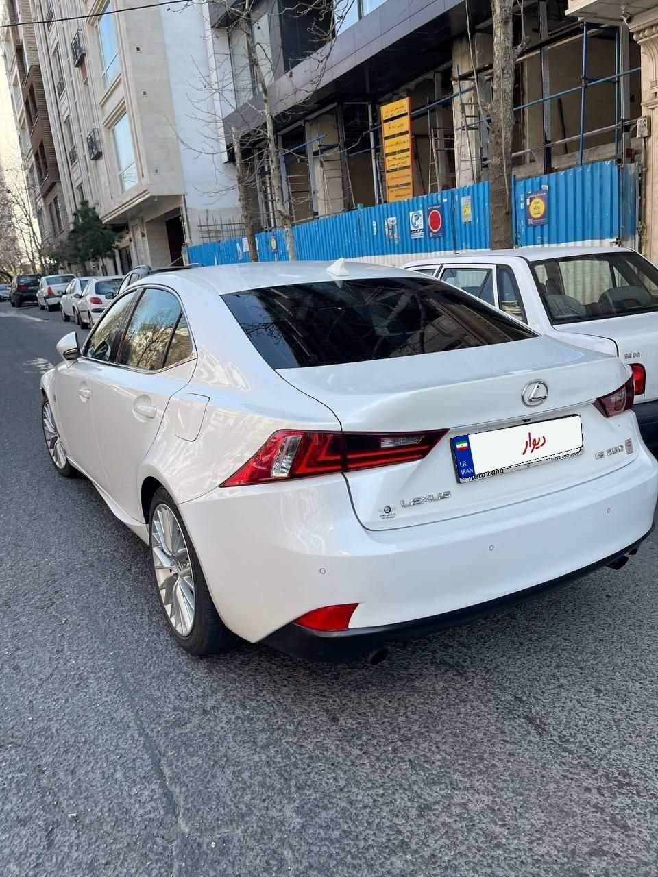 لکسوس IS 350 - 2014