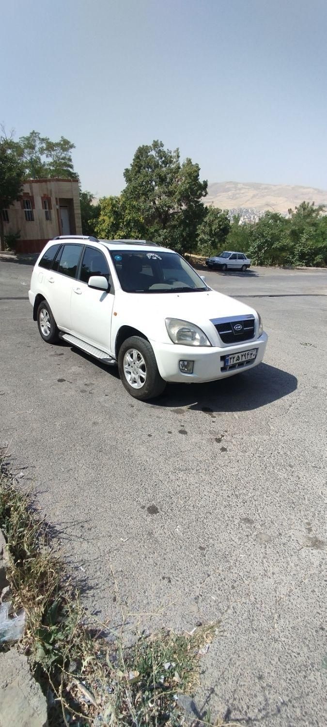 ام وی ام X33 دنده‌ای ساده - 1391