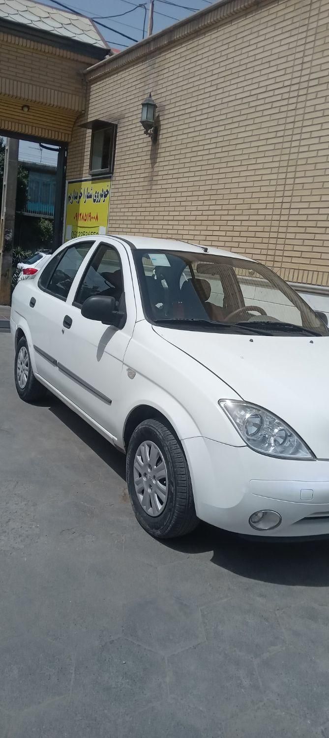 تیبا صندوق دار SX - 1400