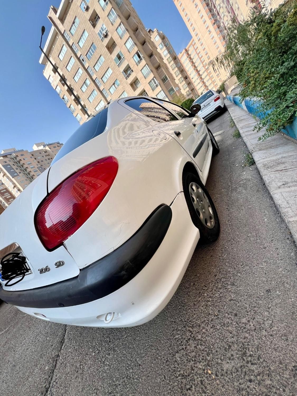 پژو ۲۰۶ صندوق دار v8 - 1395