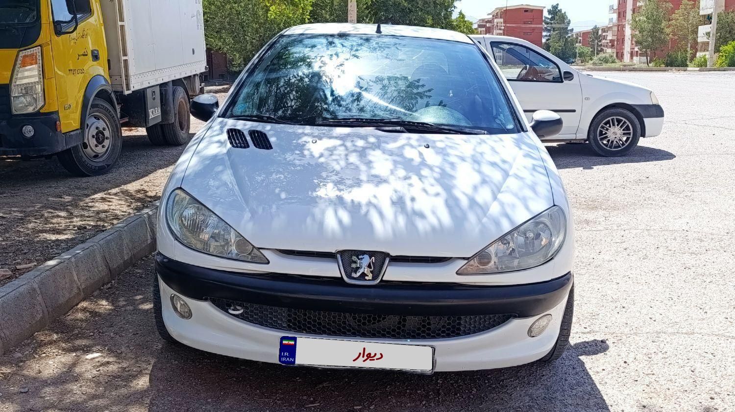 پژو ۲۰۶ صندوق دار v8 - 1395