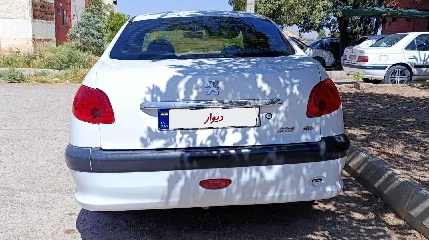 خودرو پژو، ۲۰۶ صندوق دار آگهی ann_19583962