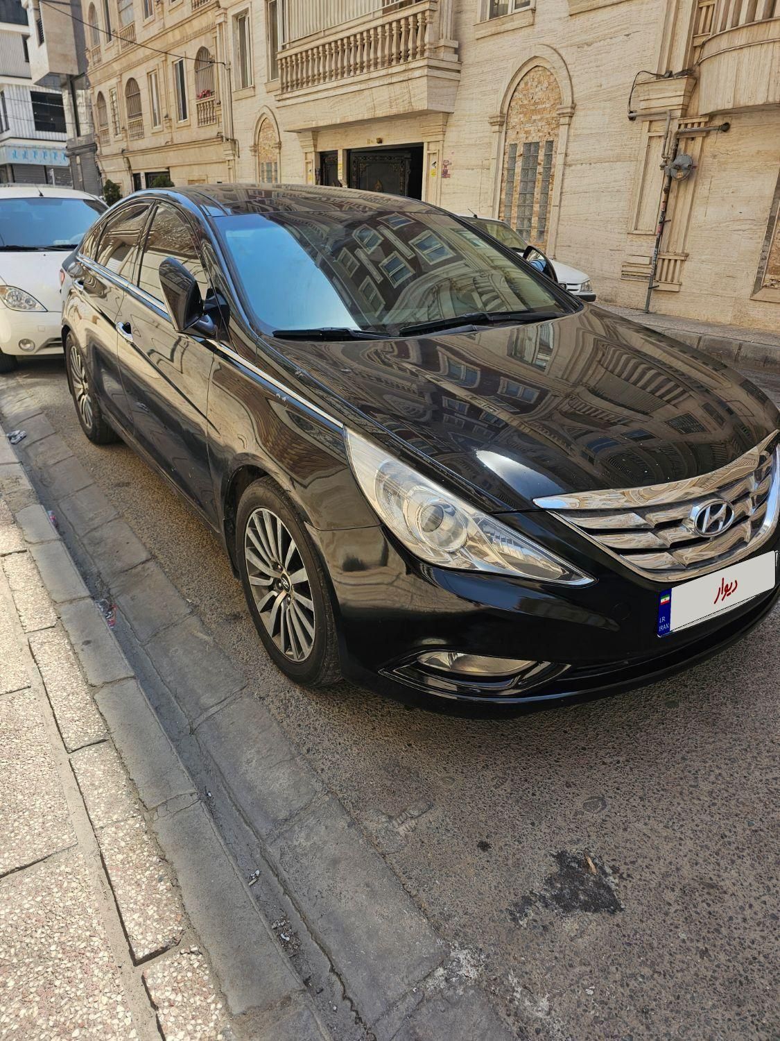 هیوندای سوناتا فول YF - 2013