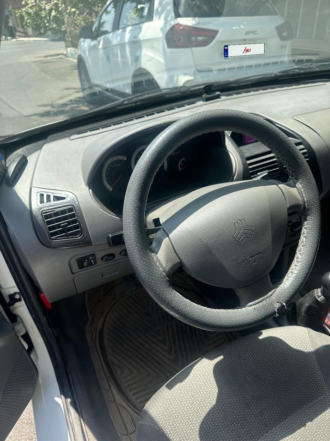 تیبا صندوق دار SX - 1399