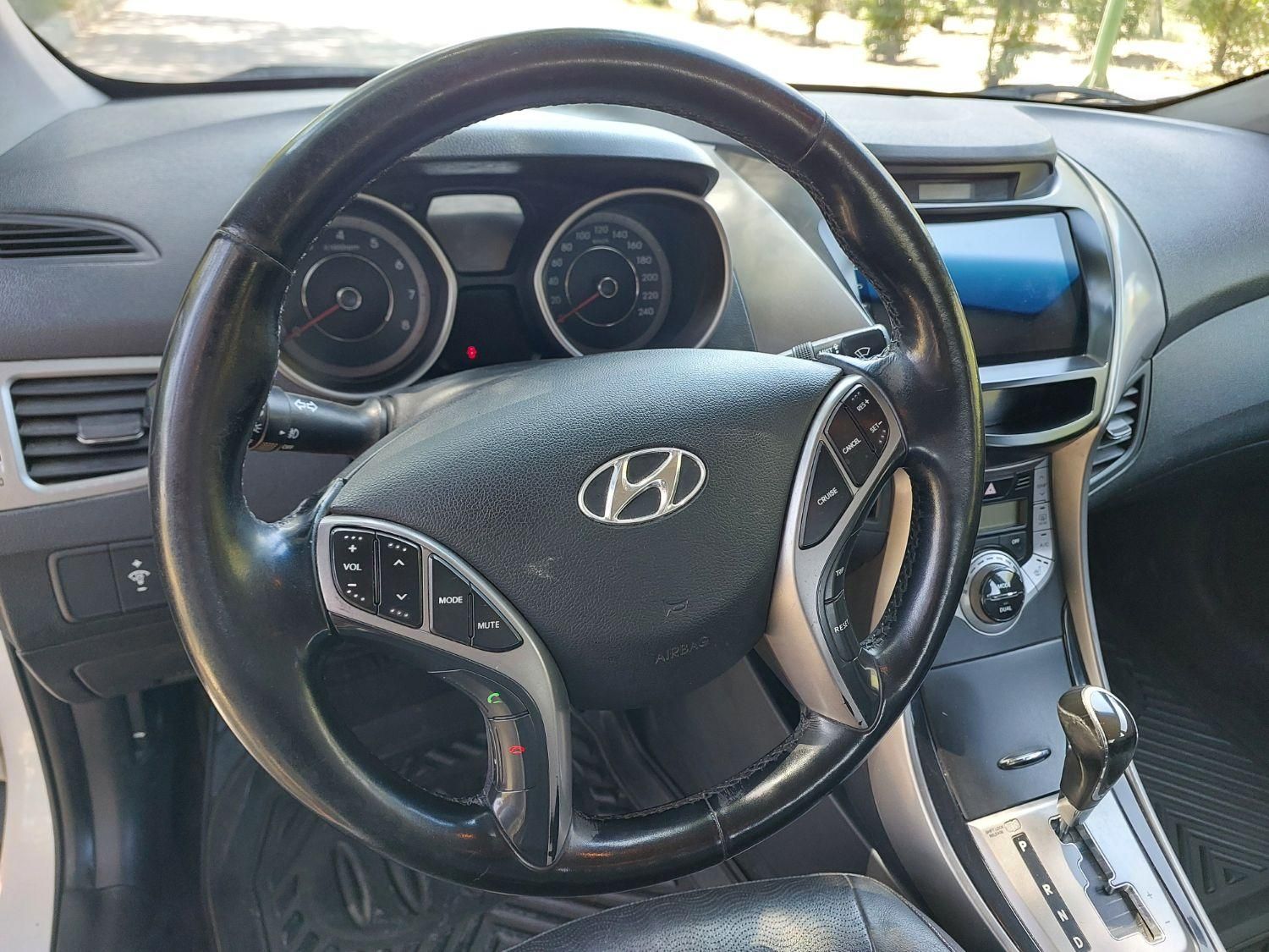 هیوندای النترا 1.8 لیتر - 2014