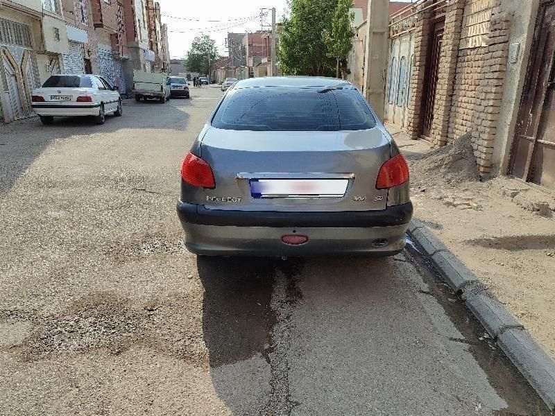 پژو ۲۰۶ صندوق دار v20 - 1386