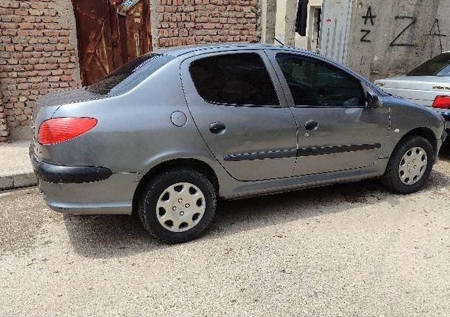 پژو ۲۰۶ صندوق دار v20 - 1386