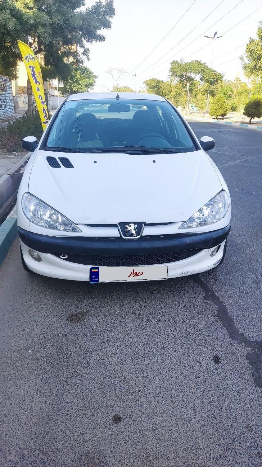 پژو ۲۰۶ صندوق دار v8 - 1396