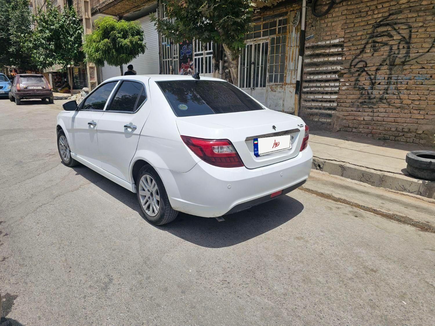 دنا پلاس تیپ ۲ سانروف ۴ ایربگ - 1401
