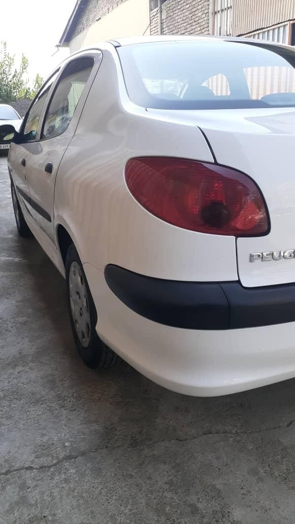 پژو ۲۰۶ صندوق دار v8 - 1396