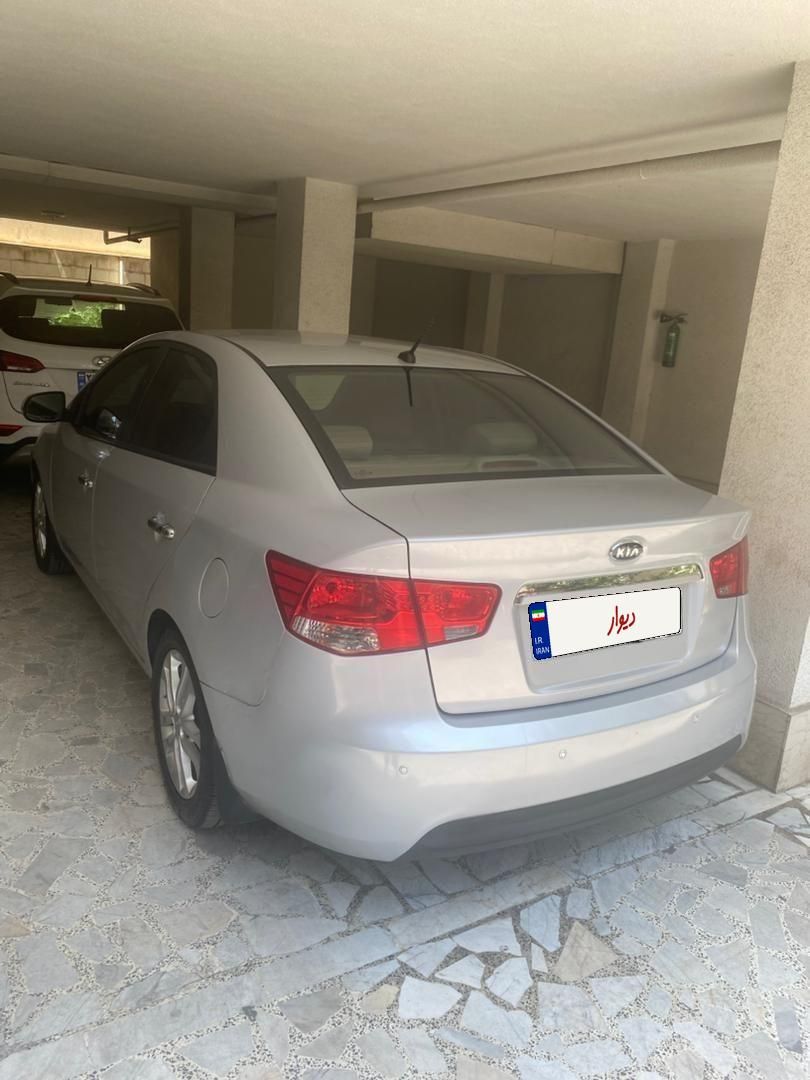 خودرو کیا، سراتو مونتاژ آگهی ann_19584943