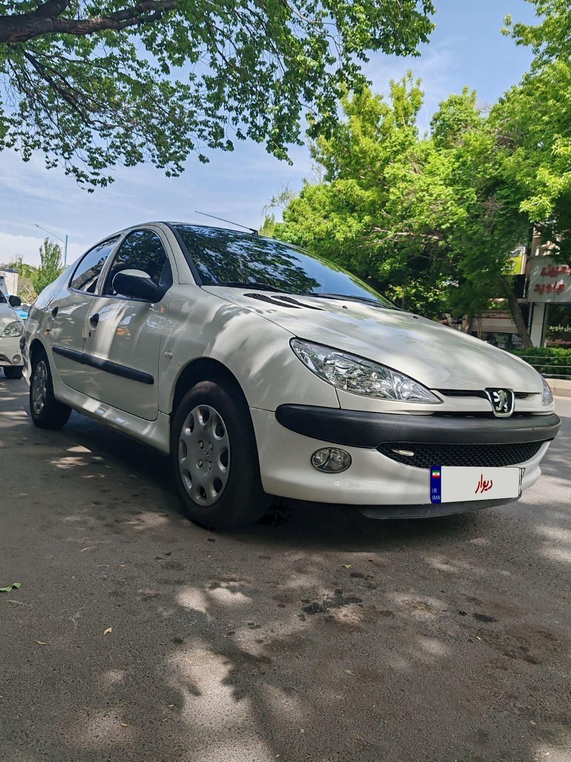 پژو ۲۰۶ صندوق دار v8 - 1395