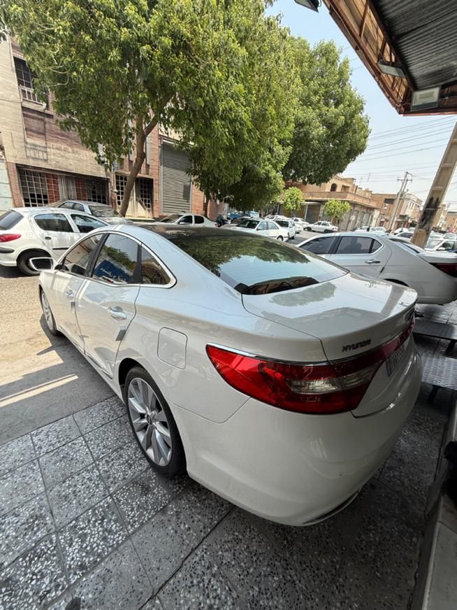 هیوندای آزرا (گرنجور) 3000cc - 2014