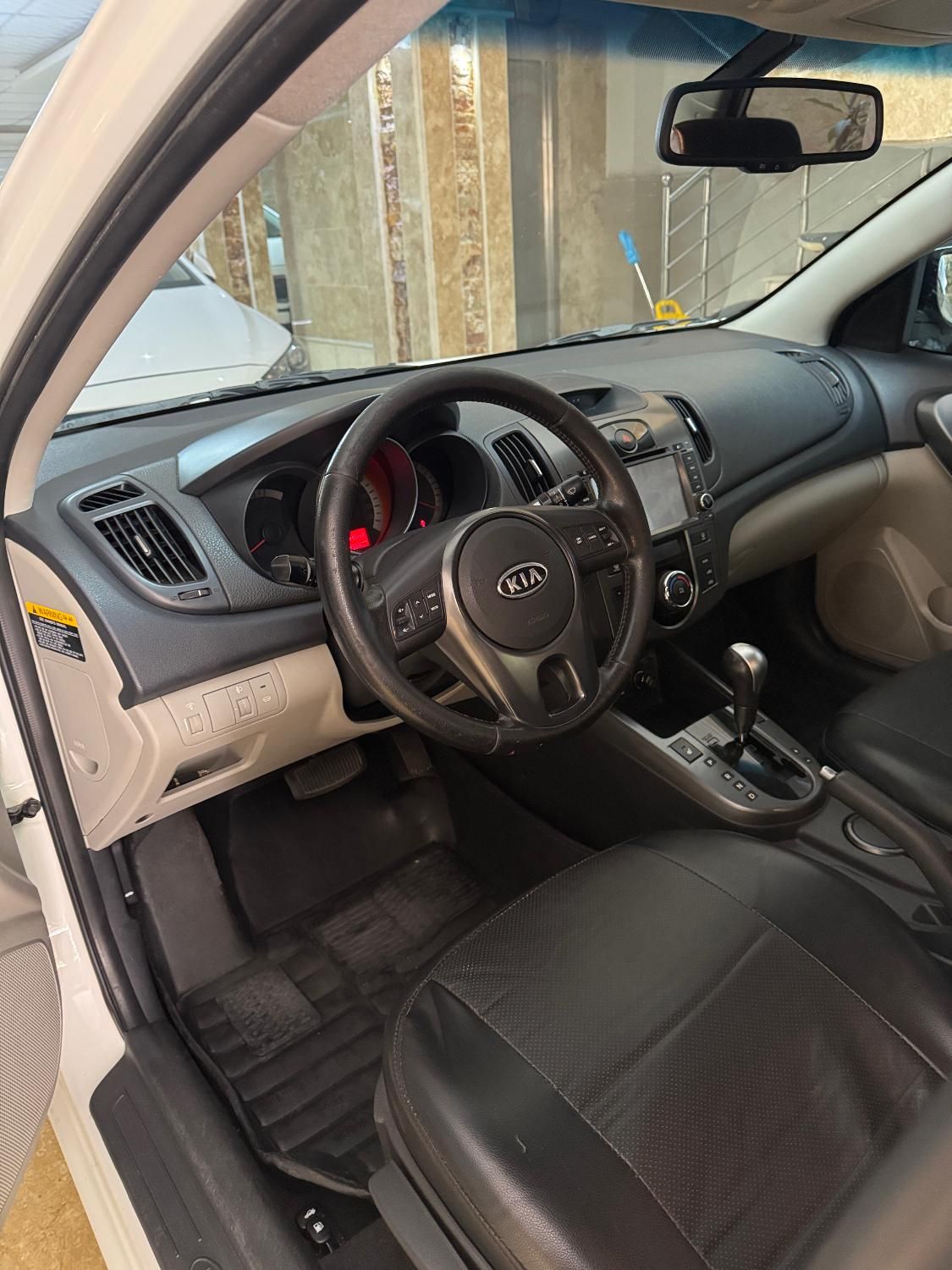 کیا سراتو 2.0 لیتر اتوماتیک GT لاین - 2010