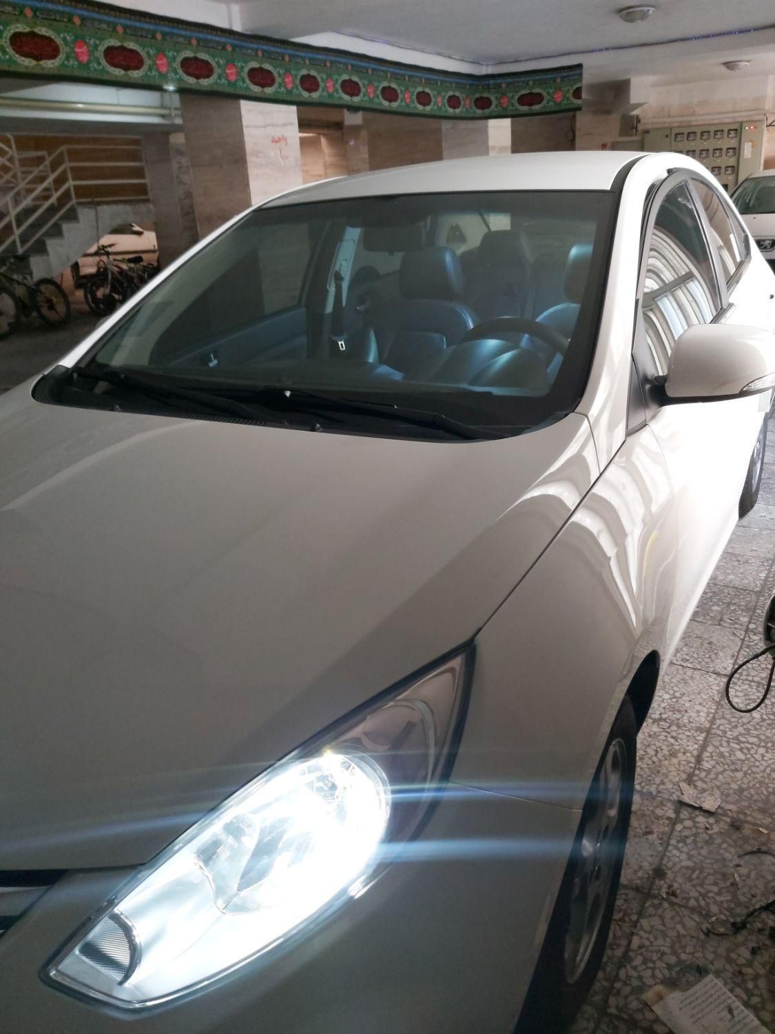 جک J4 اتوماتیک ساده - 1401