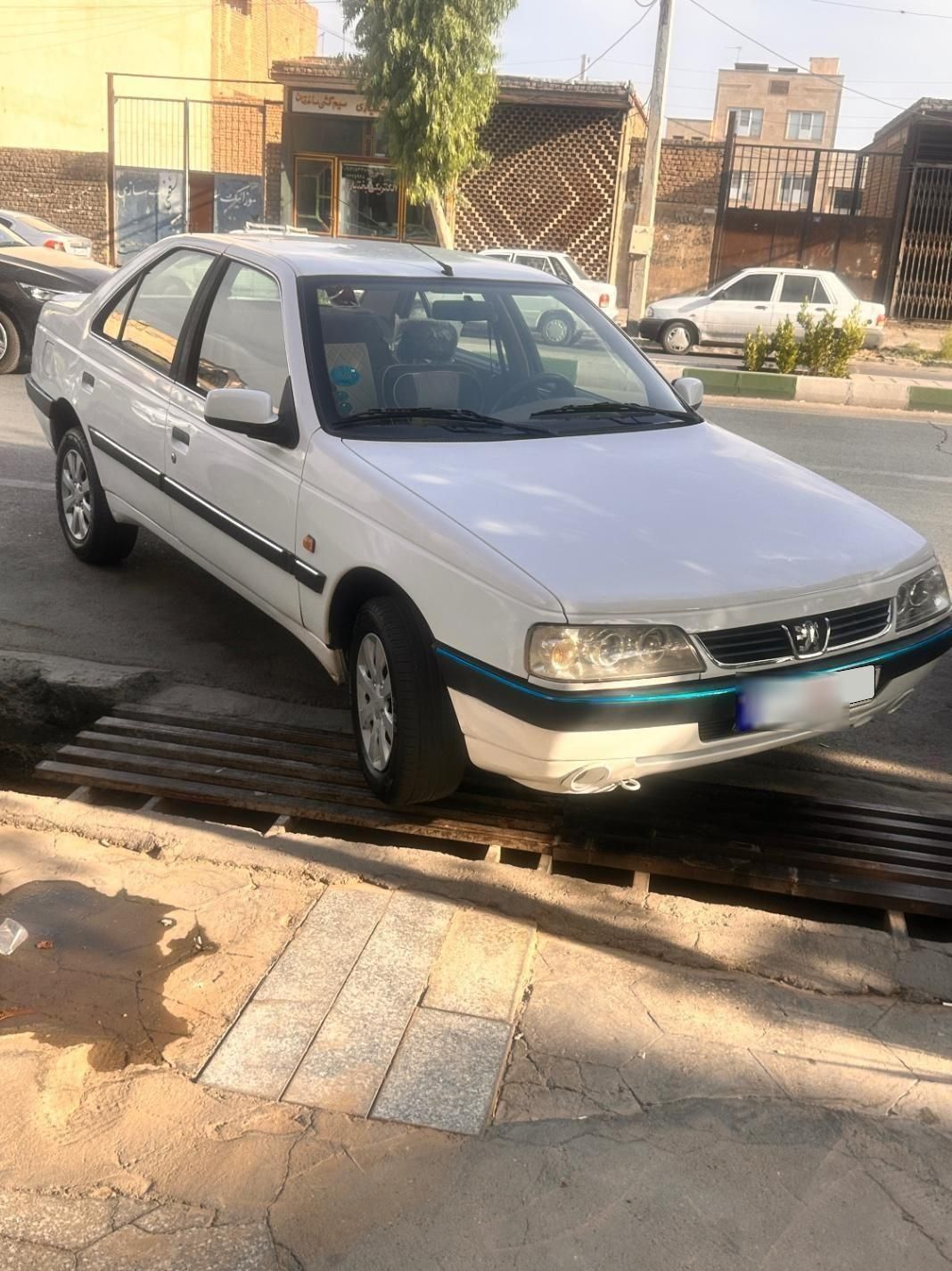 پژو 405 SLX بنزینی TU5 - 1392
