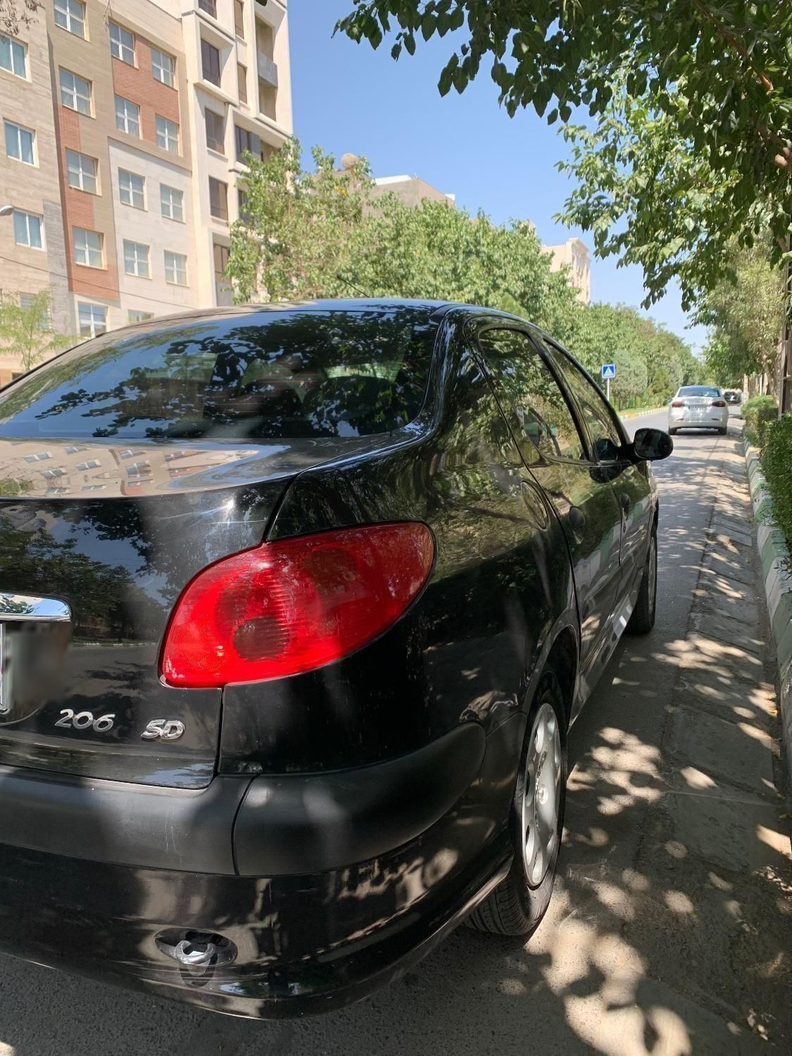 پژو ۲۰۶ صندوق دار v8 - 1398