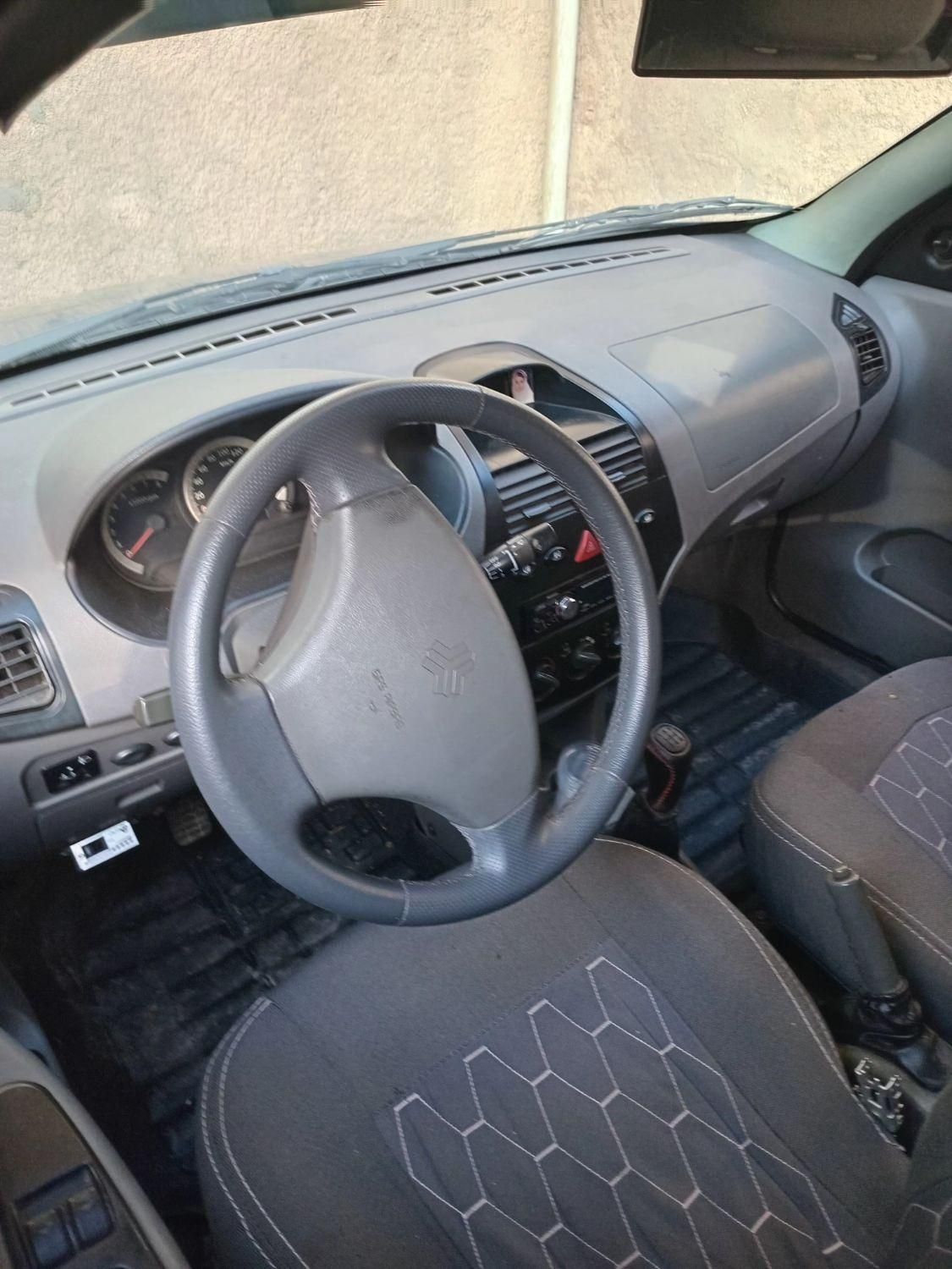 تیبا صندوق دار SX - 1393