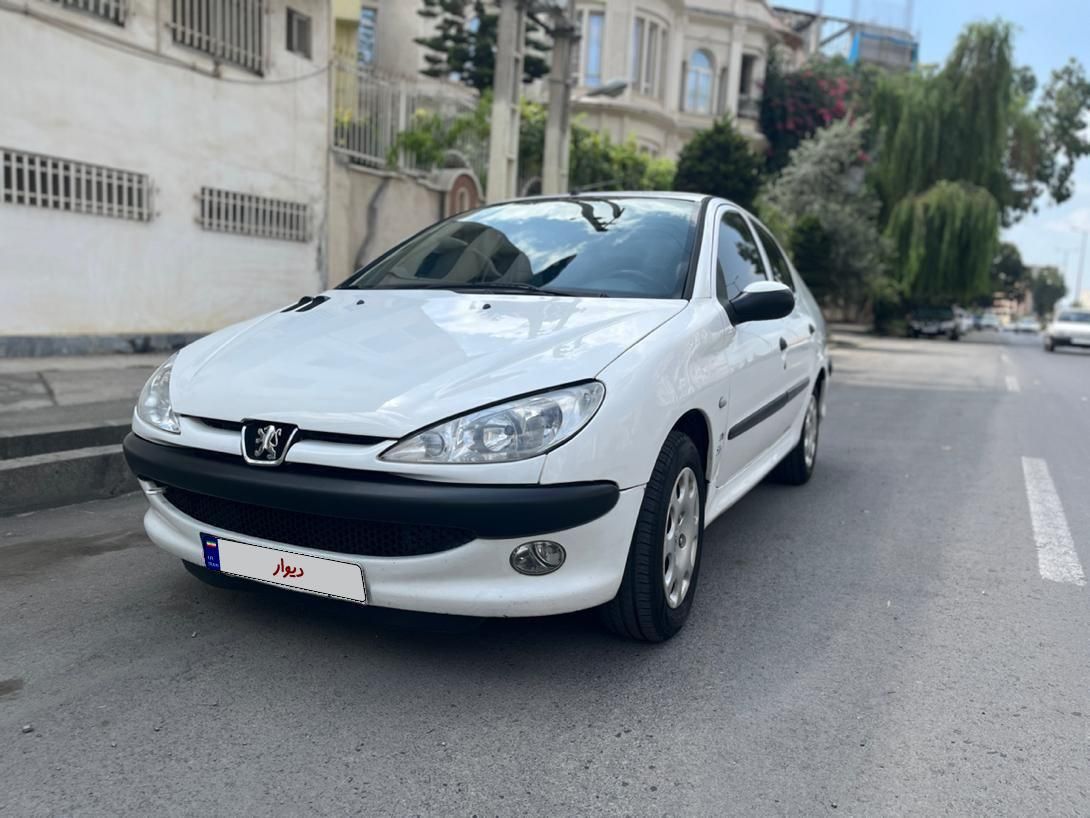 پژو ۲۰۶ صندوق دار v8 - 1393
