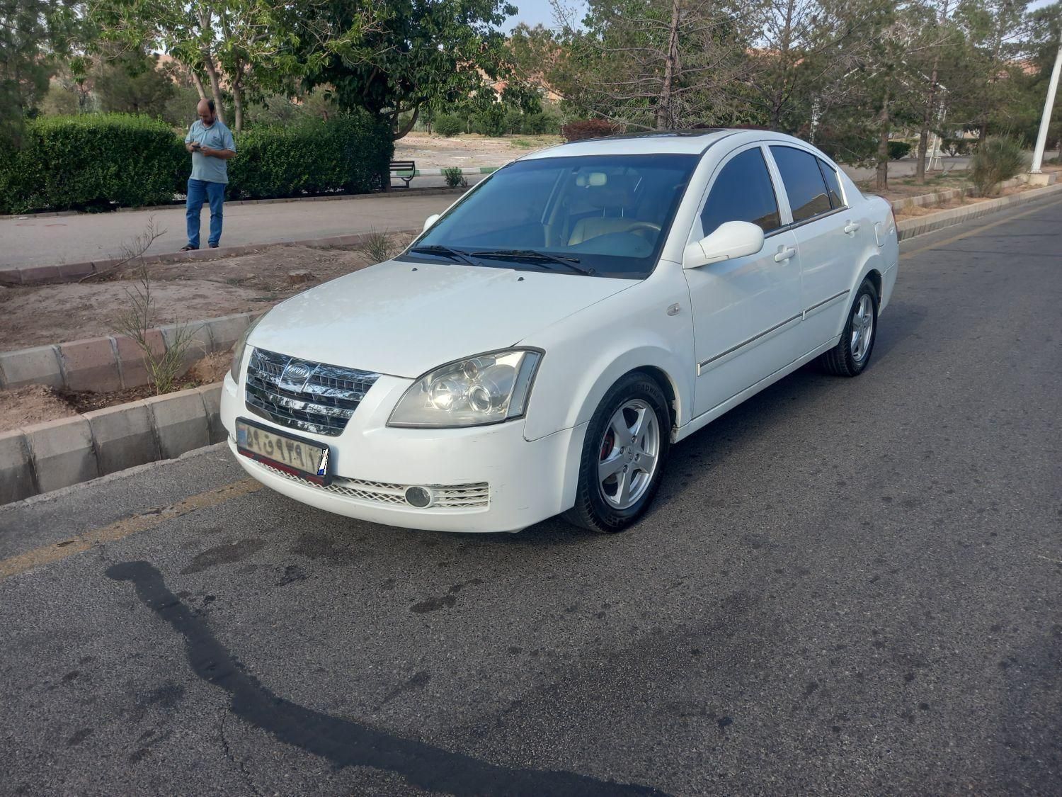 ام وی ام 530 دنده ای - 1390