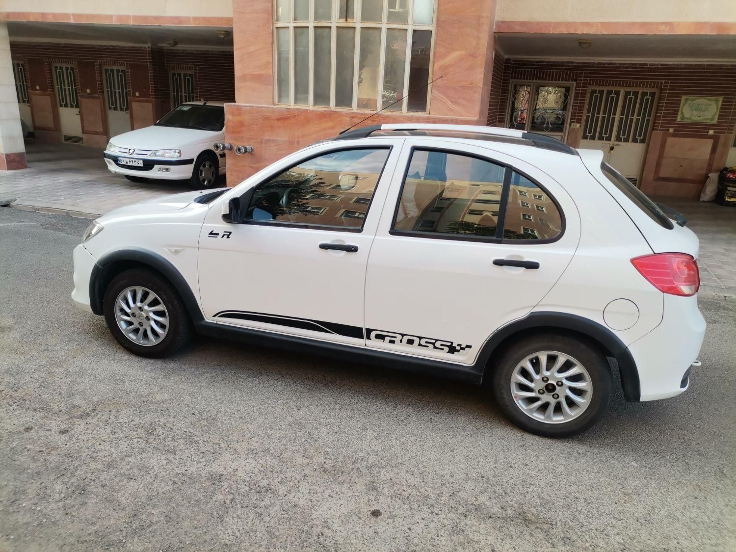 کوییک R دنده‌ای - 1399