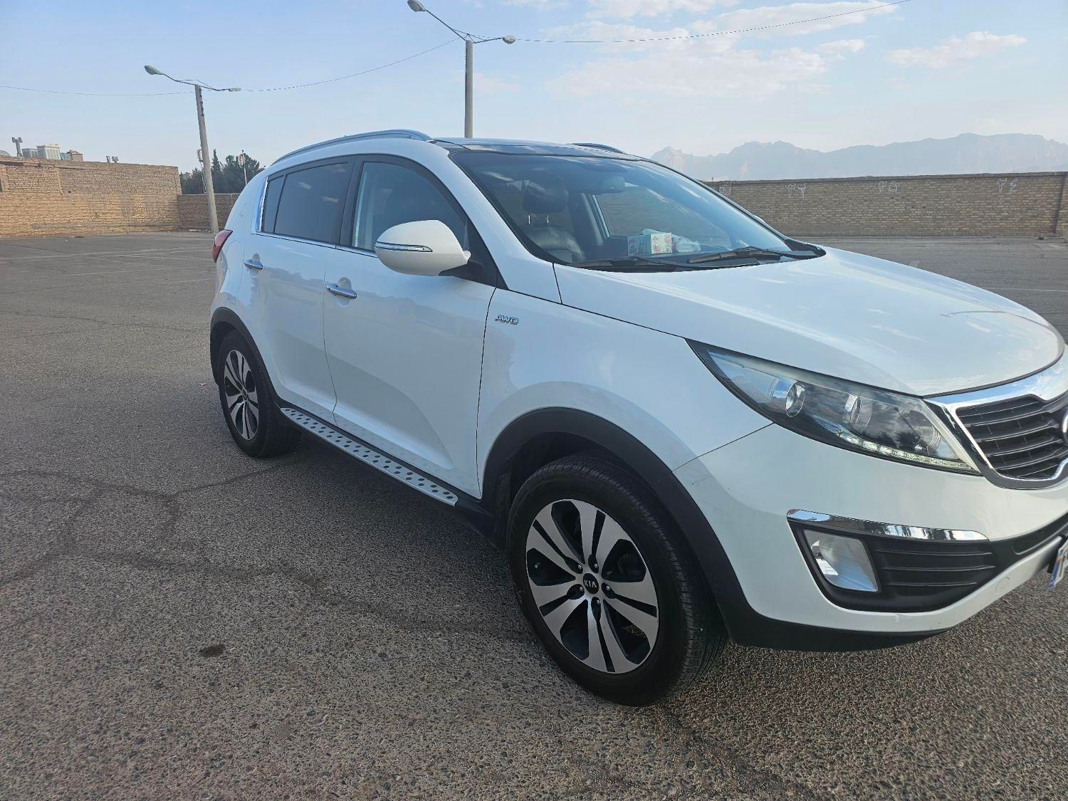 کیا اسپورتیج 4 سیلندر فول 2400cc - 2014