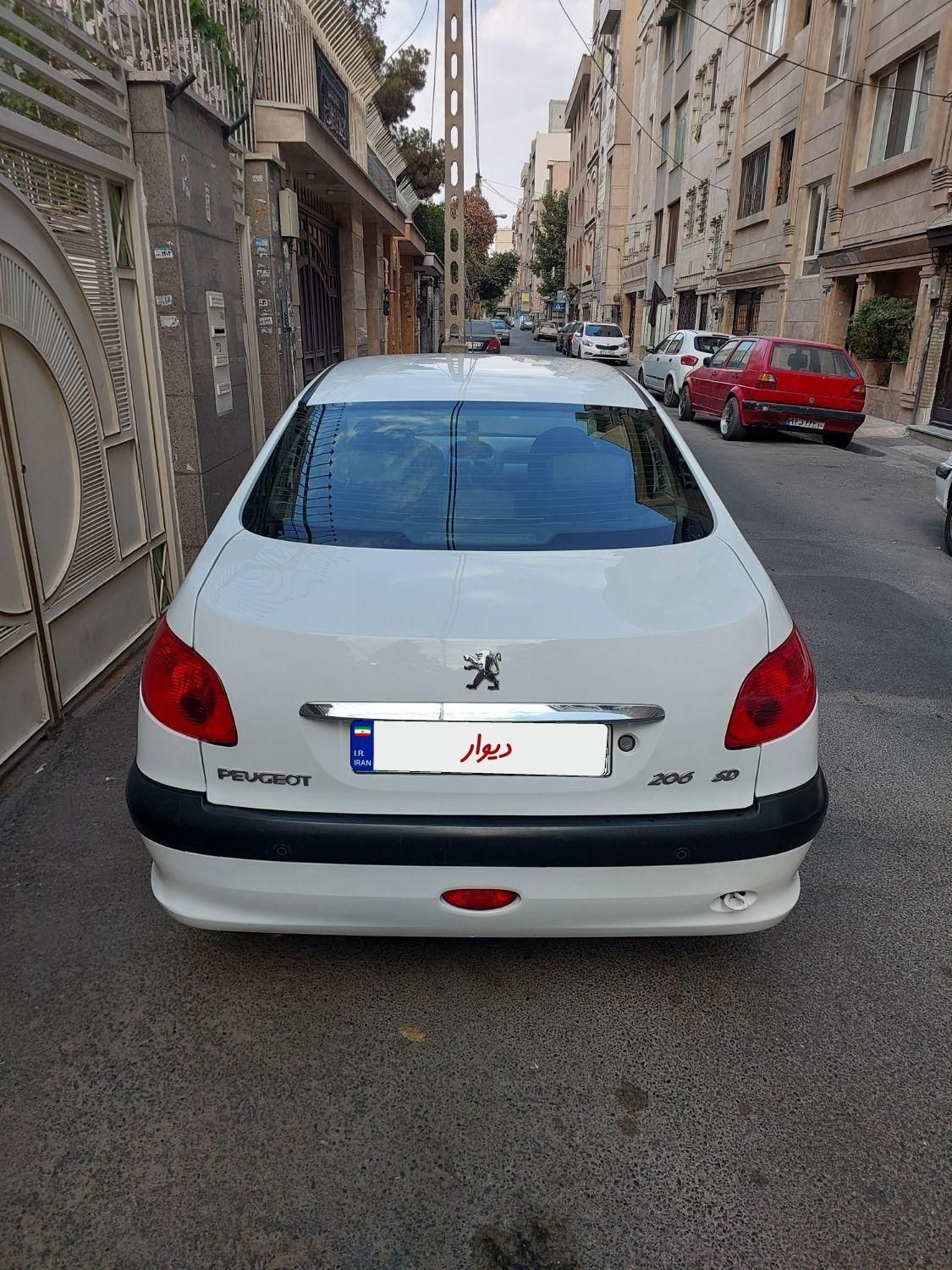 پژو ۲۰۶ صندوق دار v8 - 1396