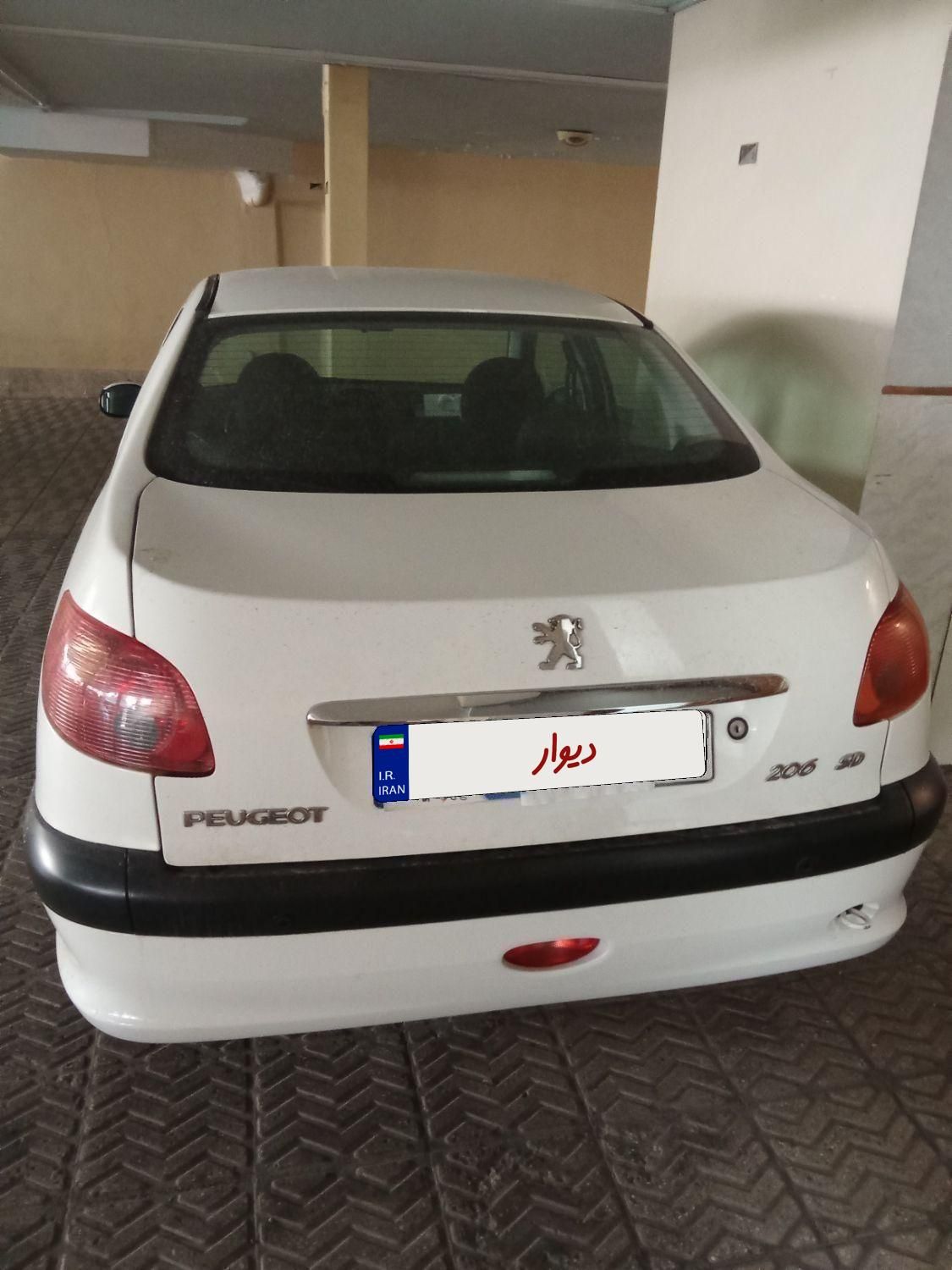پژو ۲۰۶ صندوق دار v8 - 1394